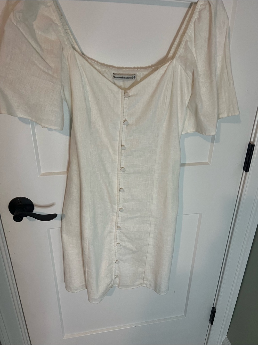 MT Cream Button-Front Linen Tunic with Puff Sleeves